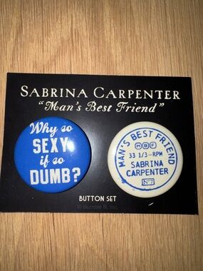 Sabrina Carpenter Blue & White Button Set - 'Man's Best Friend'